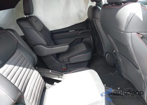 2025 Ford Explorer St-Line из США, поврежденный, VIN 1FMUK8KH4SGB31614